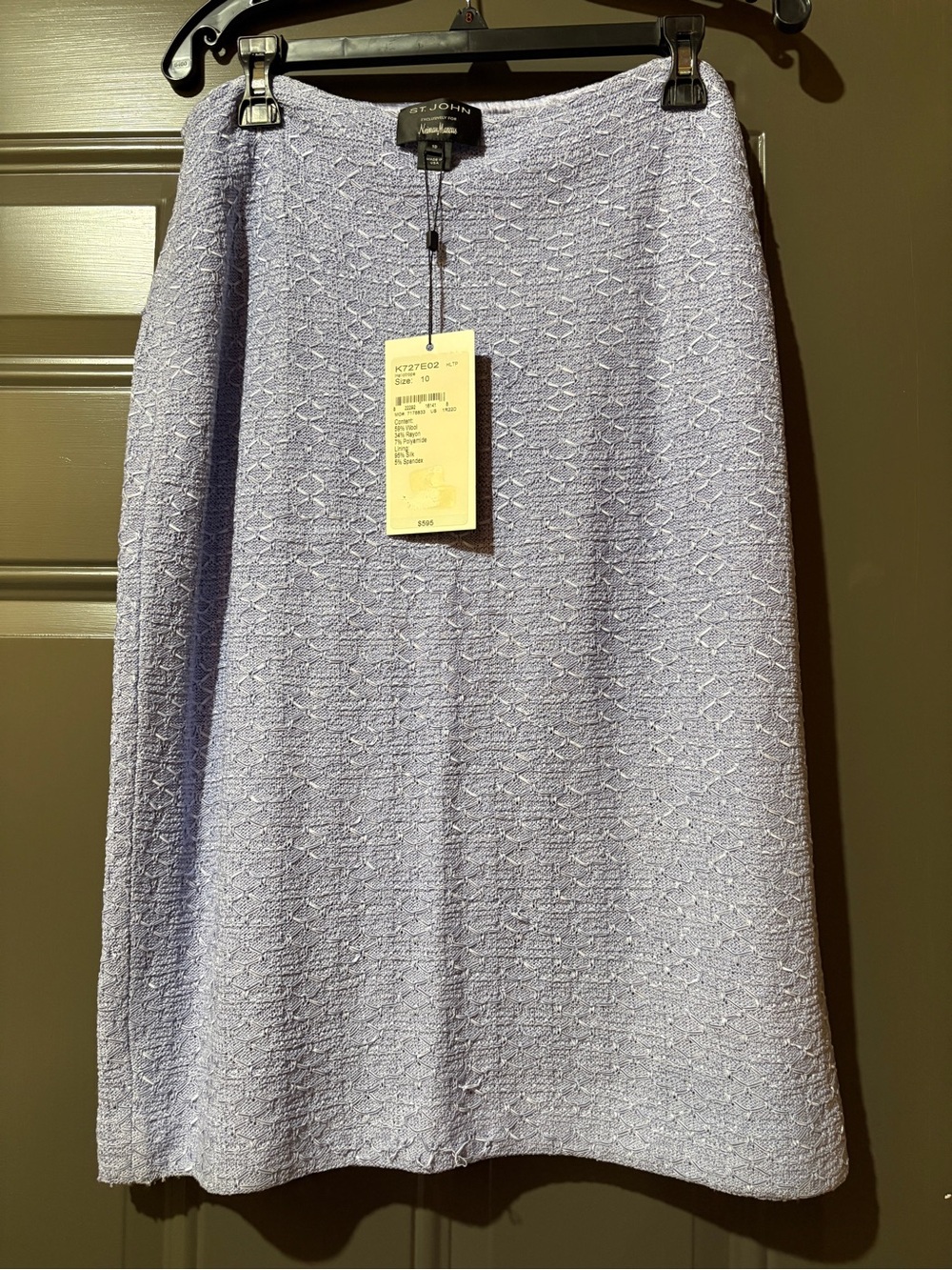 St. John Collection Lavender Tweed suit - Picture 8 of 9